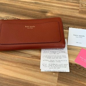 Kate spade zip continental wallet